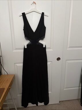 Sir  size 1 Elegant Black Lace-Trim V-Neck Dress